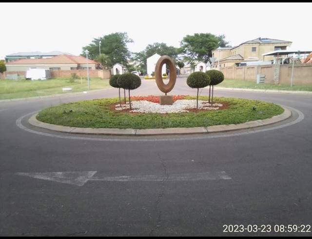 4 BEDROOM HOUSE FOR SALE IN THE ORCHARDS